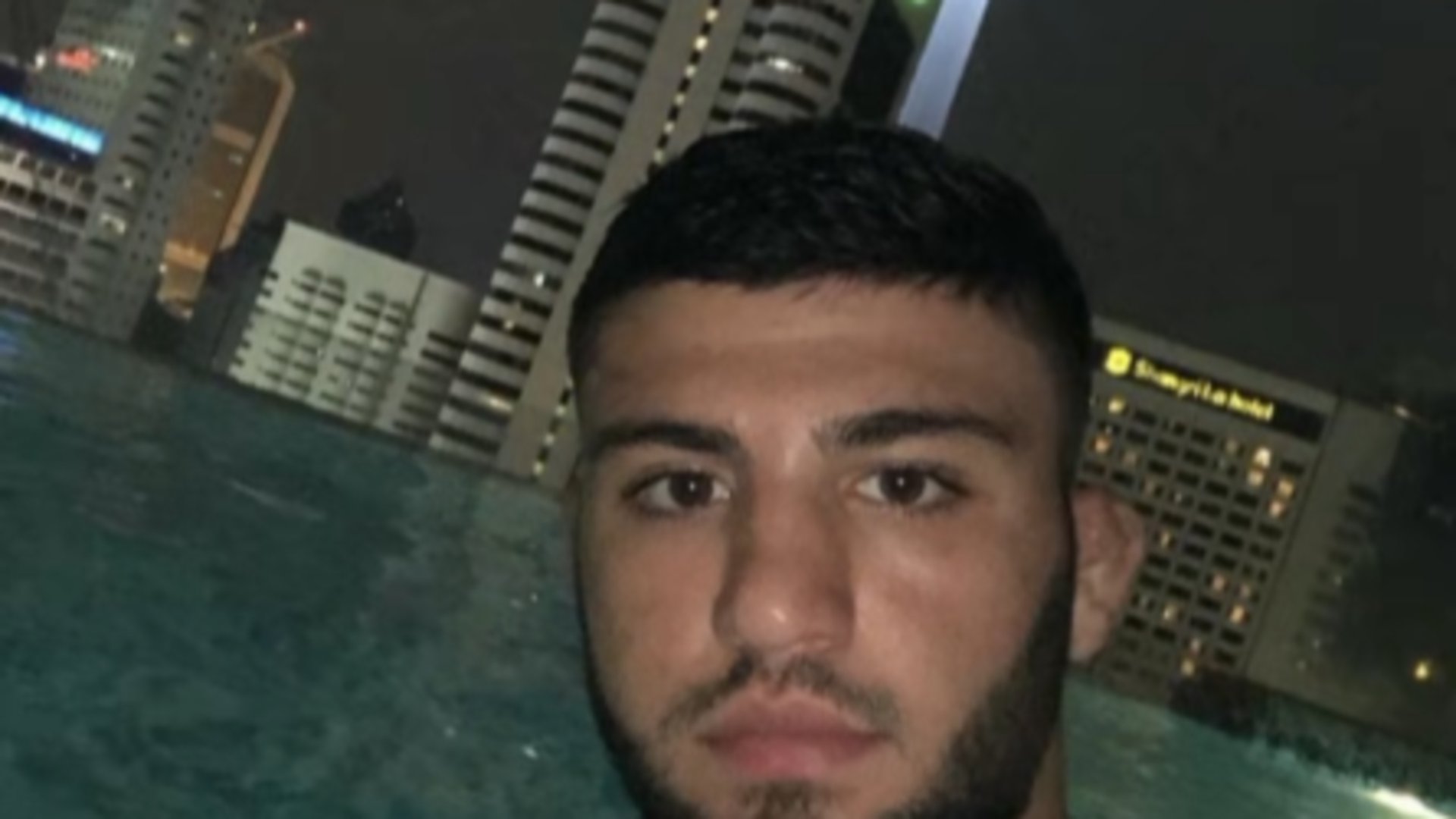 abdullaura Offline Background
