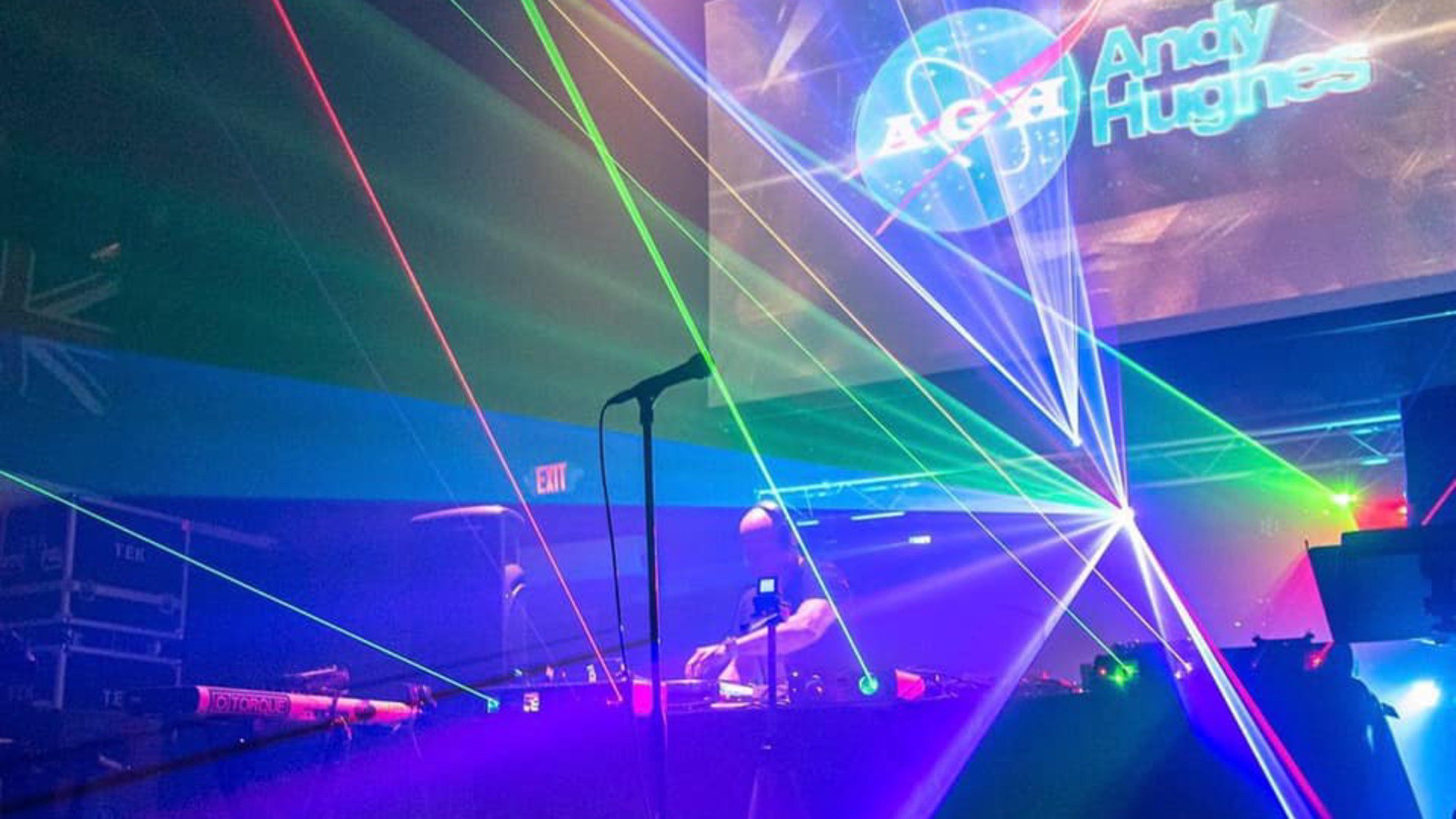 DJAndyHughes Offline Background