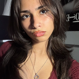 shesheroine_