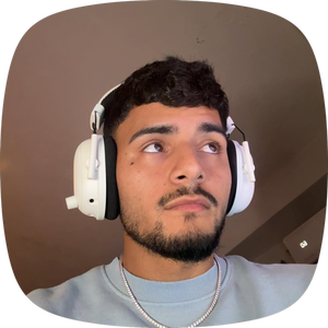 Zyveon_