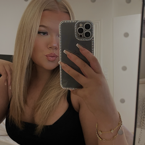 LauraaKirstine
