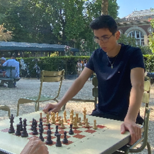AntoineJoueAuxEchecs