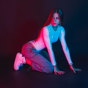 lady_vikki_ Offline Background