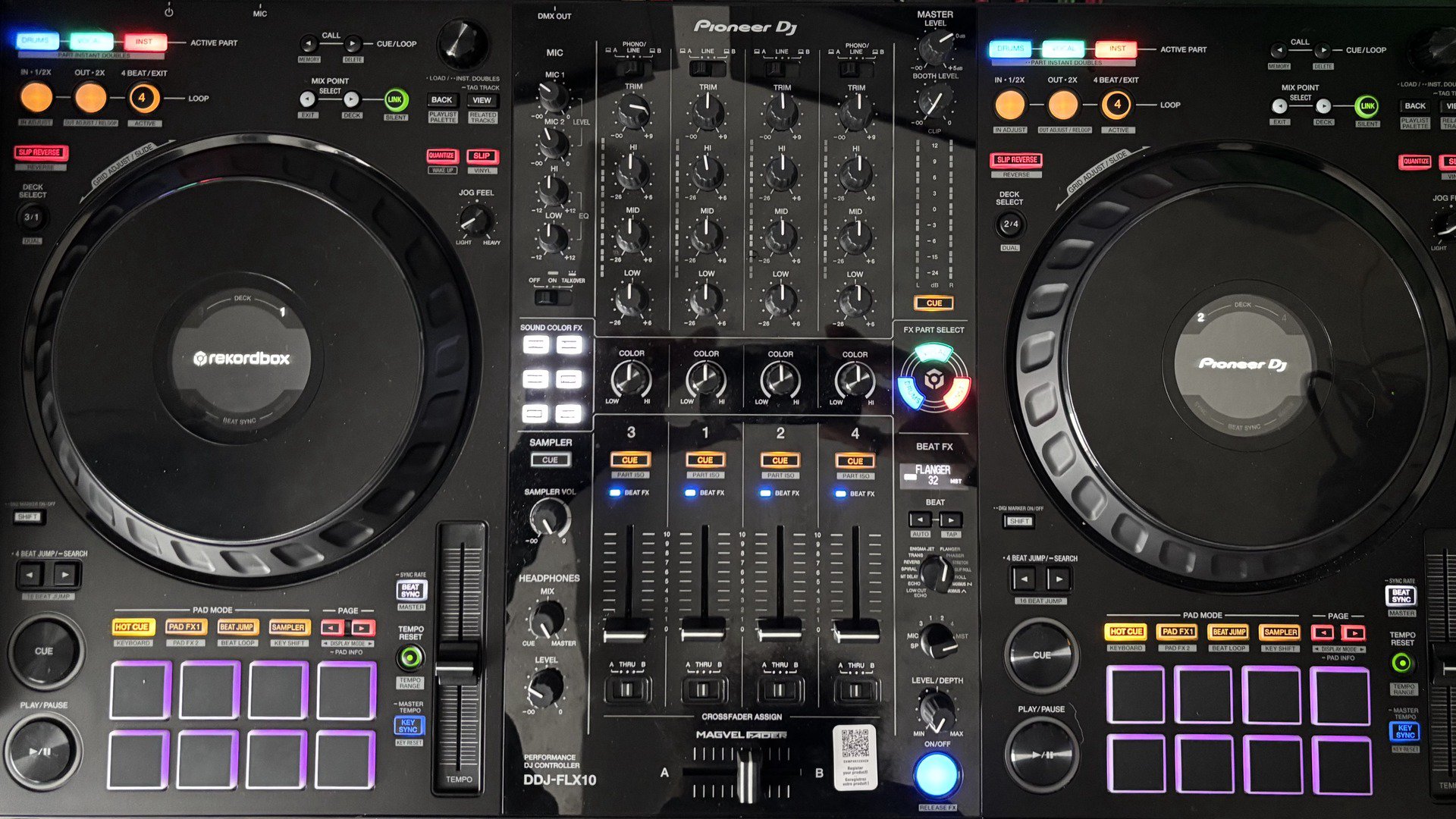 DJDaywalker_LIVE Offline Background