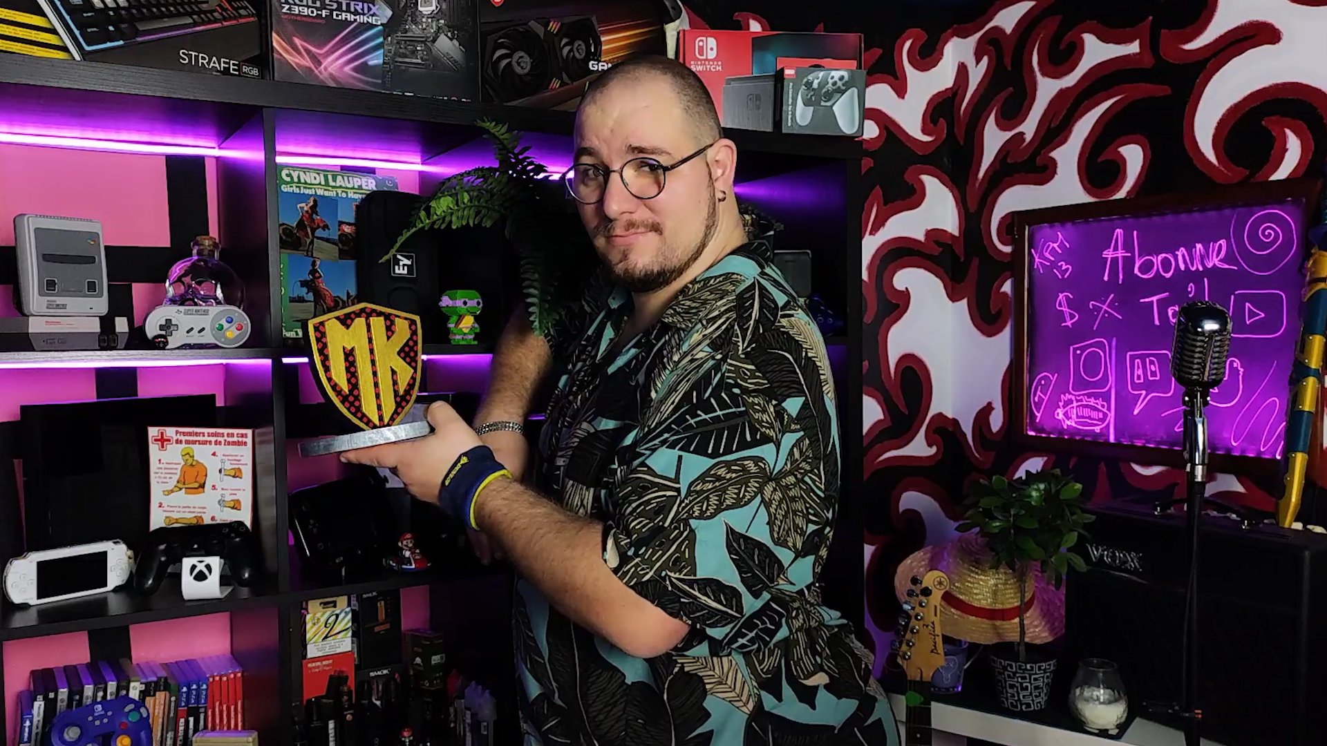 MrKeija Offline Background