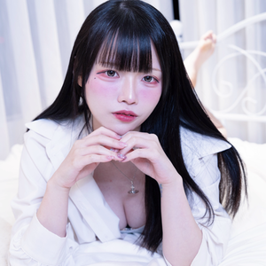 依実