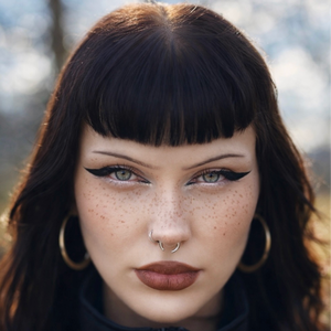 gumo_laura