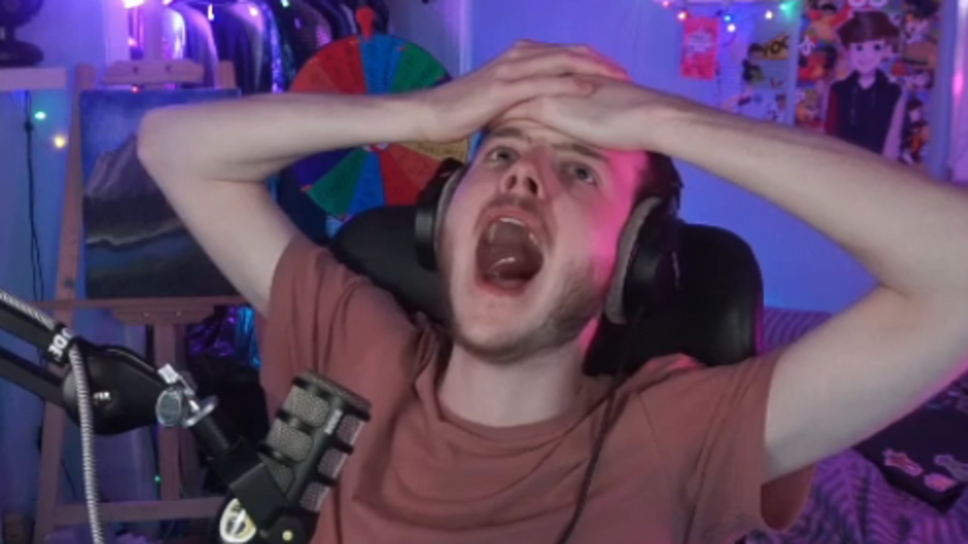 JacobStreamsAlt Offline Background
