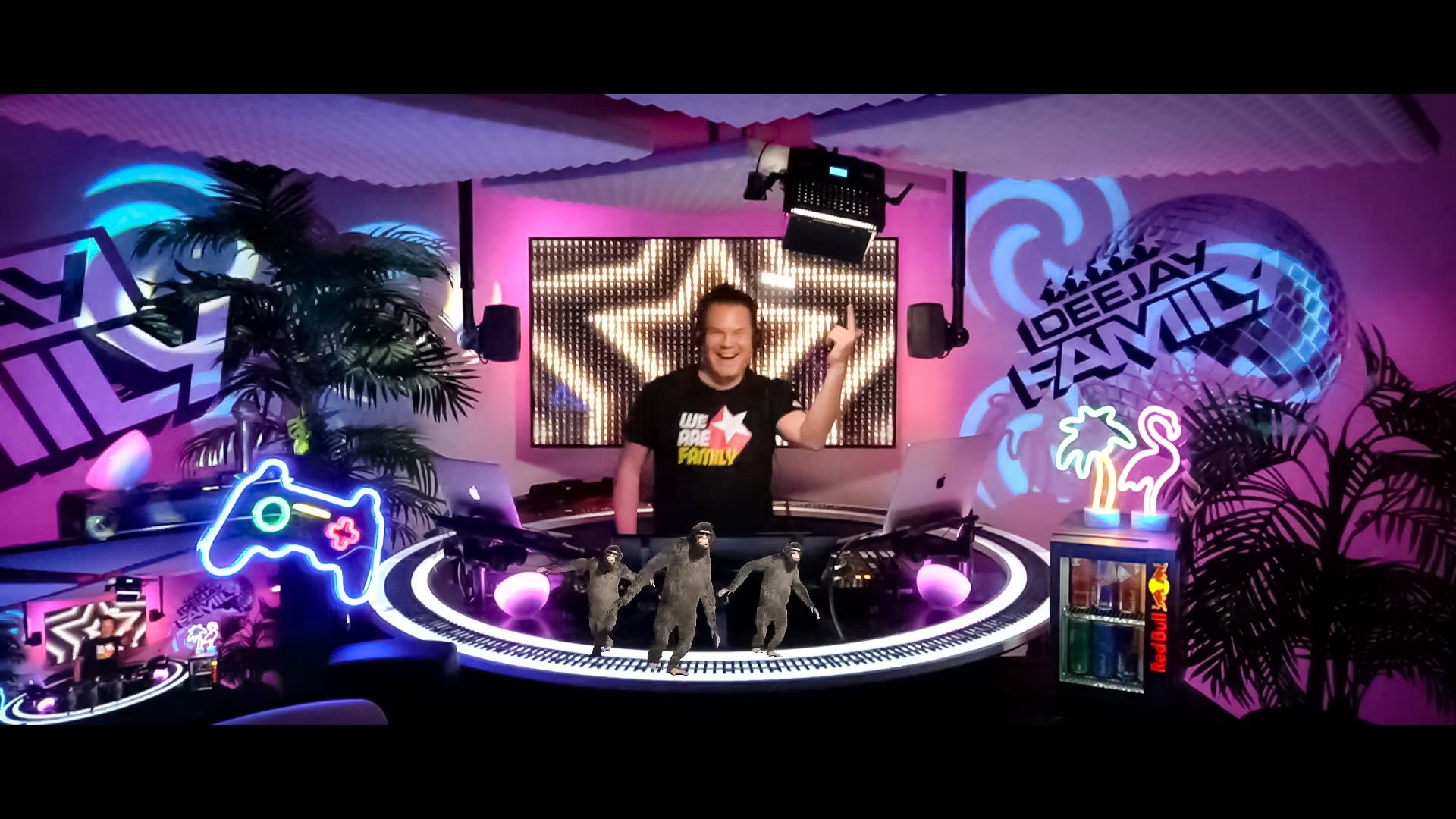 DEEJAYFAMILY Offline Background