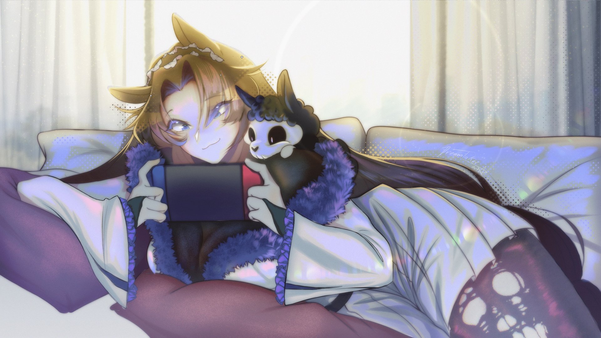 CutestLlama Offline Background
