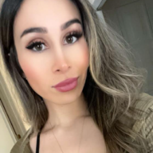 vee_rose_