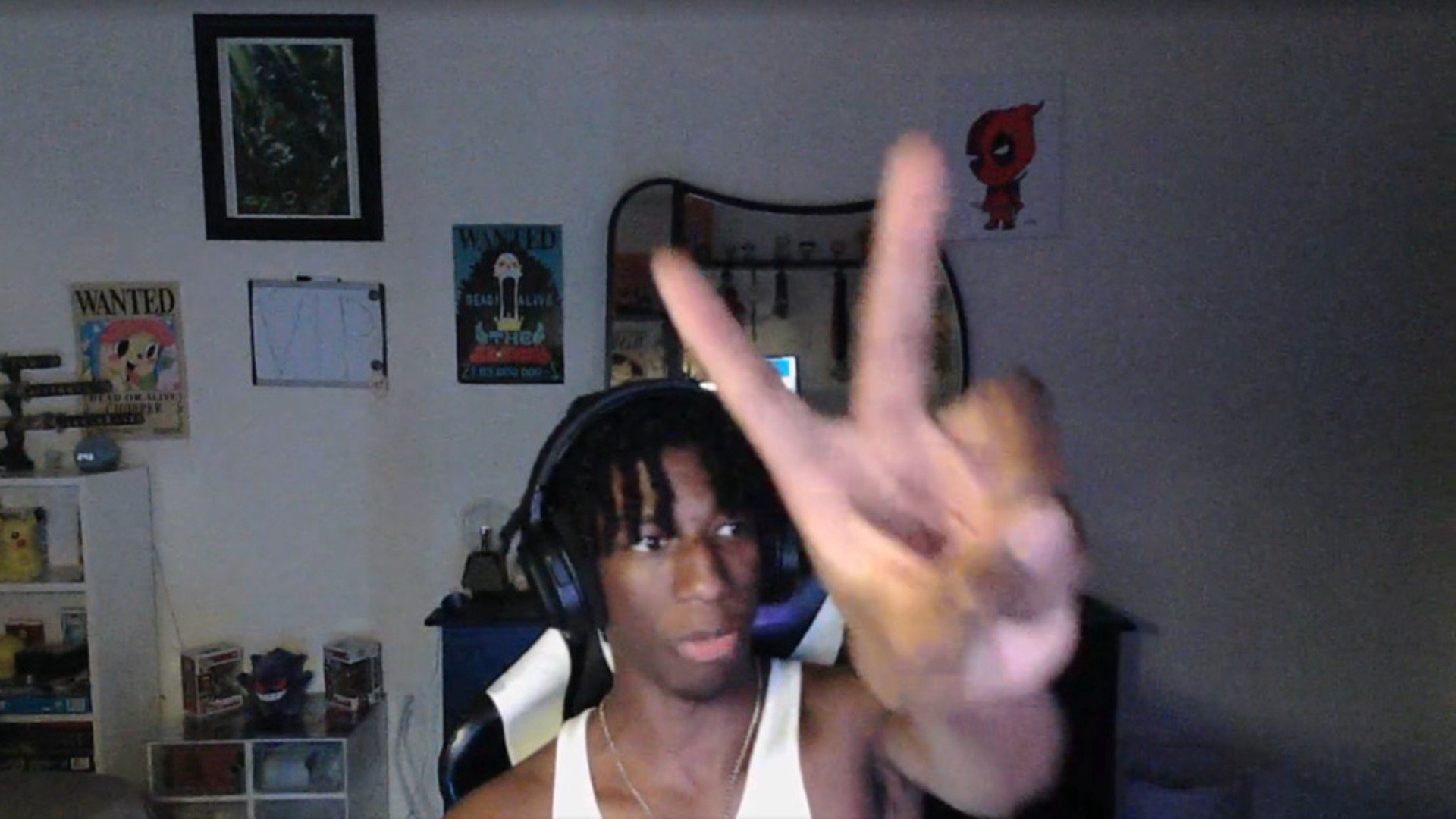 wavytashi Offline Background