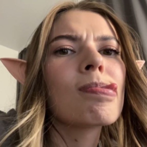 alishyya Offline Background