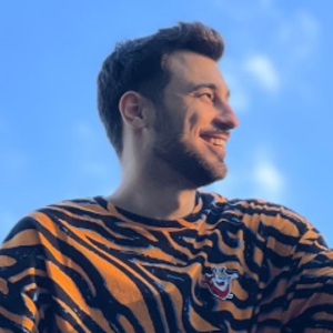 Kezman22 Offline Background